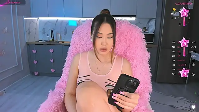 Snapshot of carpe_diemmm chatting on 03/22/25, 12:49 carpe diemmm online show from 03/22/25, 12:49