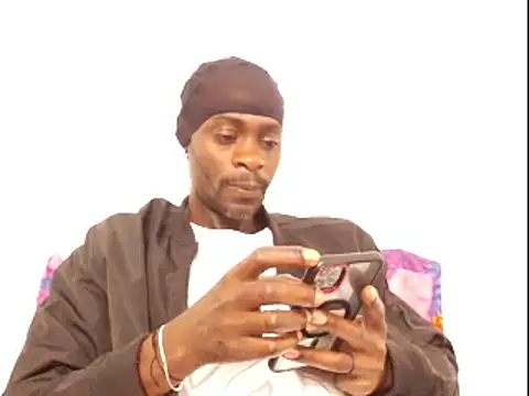 Snapshot of phillip-hot chatting on 12/30/24, 12:42 phillip-hot online show from 12/30/24, 12:42