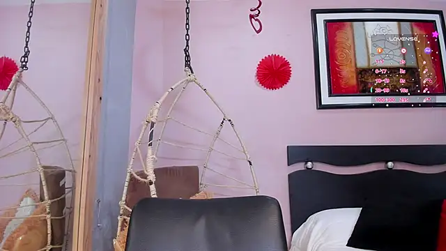 Miranda doll  online show from 02/17/25, 12:16