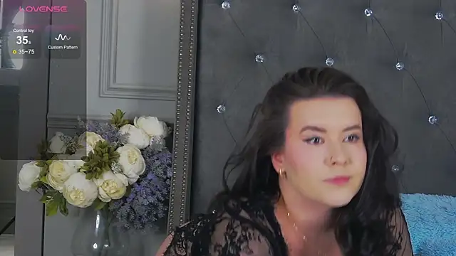 TrishaWinslet online show from 02/07/25, 02:29