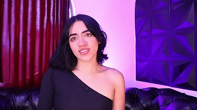 KasiaNoir  online show from 05/30/26, 01:30