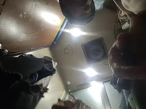 Snapshot of ILUV2TUCHMYKITTY chatting on 11/11/25, 12:38 ILUV2TUCHMYKITTY online show from 11/11/25, 12:38