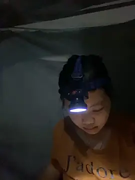 Snapshot of chaomay796xo chatting on 12/05/24, 01:58 chaomay796xo online show from 12/05/24, 01:58