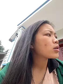 Snapshot of chaomay796xo chatting on 12/12/24, 03:10 chaomay796xo online show from 12/12/24, 03:10