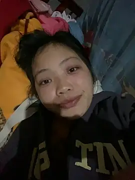 Snapshot of chaomay796xo chatting on 12/16/24, 09:46 chaomay796xo online show from 12/16/24, 09:46