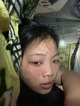 Snapshot of chaomay796xo chatting on 12/18/24, 10:46 chaomay796xo online show from 12/18/24, 10:46