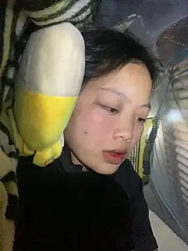 Snapshot of chaomay796xo chatting on 12/19/24, 05:40 chaomay796xo online show from 12/19/24, 05:40