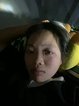 Snapshot of chaomay796xo chatting on 12/21/24, 01:15 chaomay796xo online show from 12/21/24, 01:15