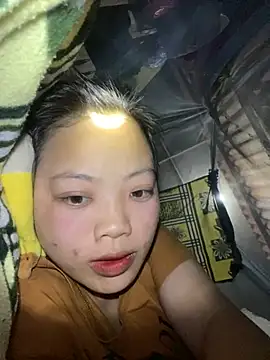 Snapshot of chaomay796xo chatting on 12/24/24, 05:27 chaomay796xo online show from 12/24/24, 05:27