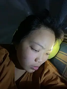 Snapshot of chaomay796xo chatting on 02/08/25, 05:29 chaomay796xo online show from 02/08/25, 05:29