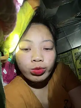 Snapshot of chaomay796xo chatting on 02/23/25, 03:29 chaomay796xo online show from 02/23/25, 03:29