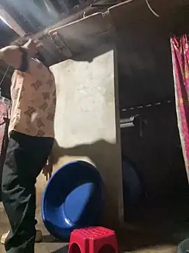 Snapshot of chaomay796xo chatting on 03/12/25, 10:37 chaomay796xo online show from 03/12/25, 10:37