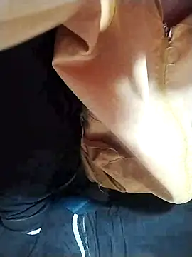 ngoclothingoc9en online show from 03/17/25, 12:04