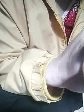 ngoclothingoc9en online show from 03/22/25, 07:36