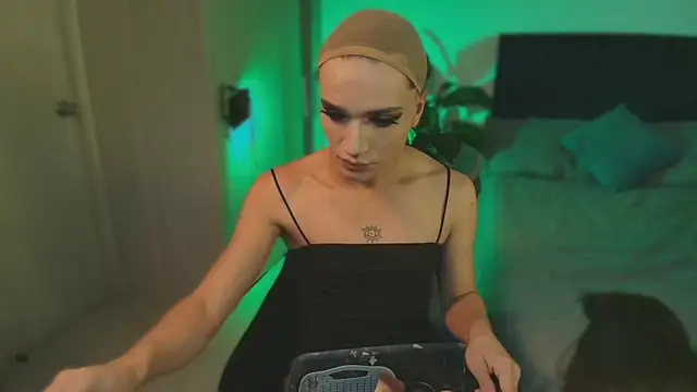 pansuggarofficial online show from 10/05/25, 07:01