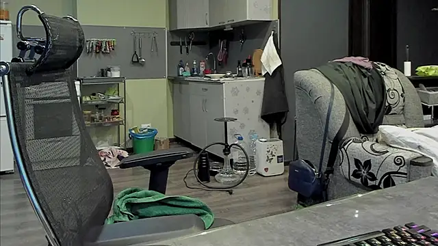 Snapshot of 1lindsey1 chatting on 03/12/25, 12:42 1lindsey1 online show from 03/12/25, 12:42