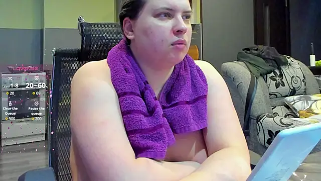 Snapshot of 1lindsey1 chatting on 09/30/25, 09:25 1lindsey1 online show from 09/30/25, 09:25