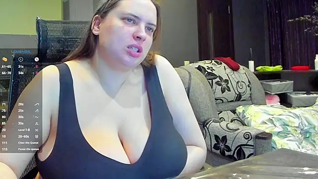 Snapshot of 1lindsey1 chatting on 11/24/25, 04:12 1lindsey1 online show from 11/24/25, 04:12