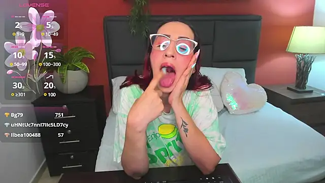 jadde13  online show from 12/07/24, 07:05