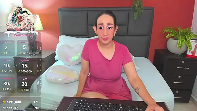 jadde13  online show from 12/23/24, 09:27