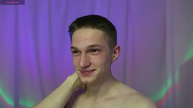 dustyn fox online show from 12/30/24, 07:48