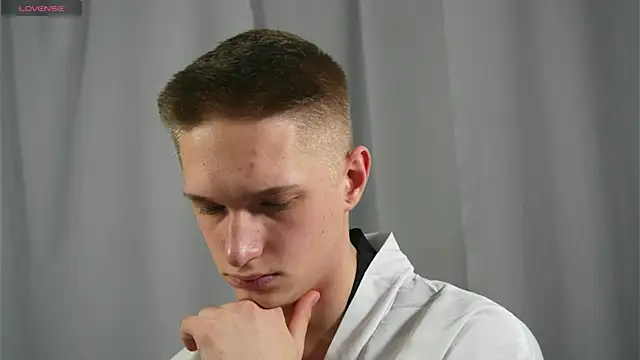 dustyn fox online show from 01/19/25, 02:59