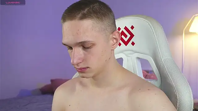 dustyn fox online show from 02/20/25, 02:24