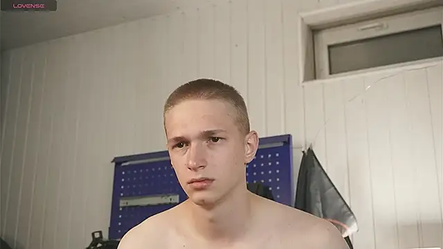 dustyn fox online show from 09/11/25, 04:40