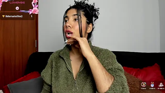 jasmine bunny  online show from 01/23/25, 06:14