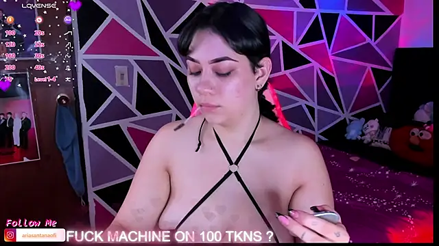 arisantana online show from 10/30/25, 10:54