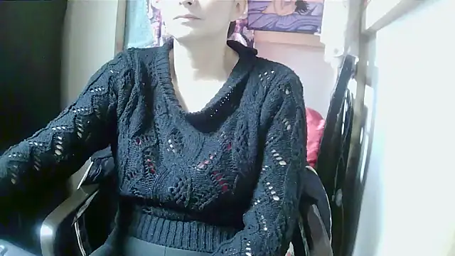 Snapshot of Jennys_room_77 chatting on 06/22/26, 07:44 Jennys room 77 online show from 06/22/26, 07:44