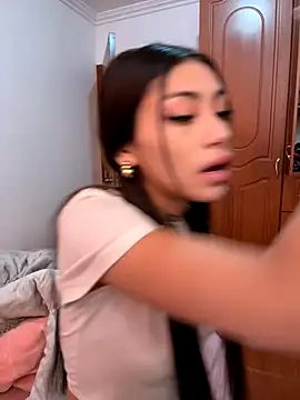 Effy Bonny online show from 11/04/25, 09:14