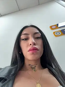 Effy Bonny online show from 01/14/26, 03:39