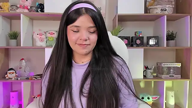 Snapshot of cammiefoalss chatting on 12/02/24, 08:11 cammiefoalss online show from 12/02/24, 08:11