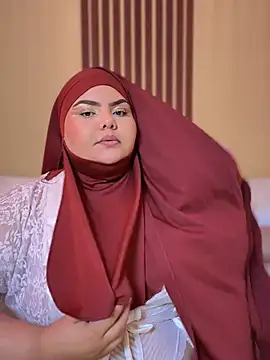  Shara Handal  online show from 12/12/24, 11:50