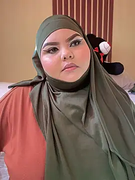  Shara Handal  online show from 02/16/25, 12:54