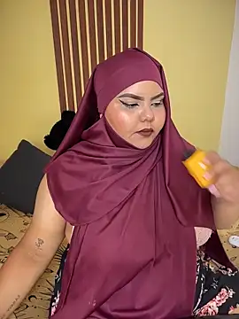  Shara Handal  online show from 02/03/26, 09:58