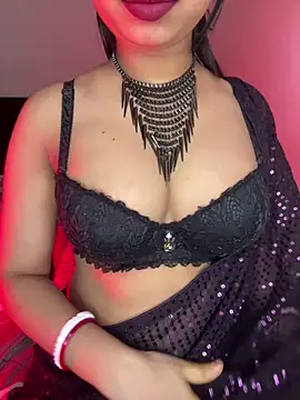 Hot-sexy222 online show from 04/17/26, 09:34