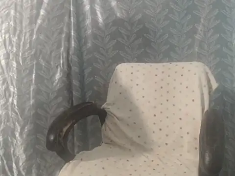 Snapshot of cute-priy chatting on 03/24/26, 05:01 cute-priy online show from 03/24/26, 05:01