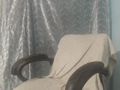 Snapshot of cute-priy chatting on 03/27/26, 10:15 cute-priy online show from 03/27/26, 10:15