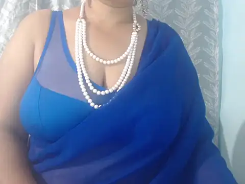 Snapshot of cute-priy chatting on 03/29/26, 04:01 cute-priy online show from 03/29/26, 04:01