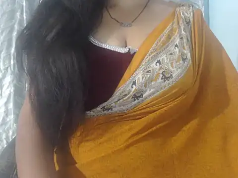 Snapshot of cute-priy chatting on 04/02/26, 06:11 cute-priy online show from 04/02/26, 06:11