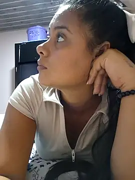 sexy-latin10 online show from 03/16/25, 10:09