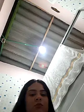 sexy-latin10 online show from 10/31/25, 02:34