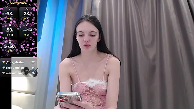 Snapshot of Lia__meow chatting on 03/14/25, 01:27 Lia meow online show from 03/14/25, 01:27