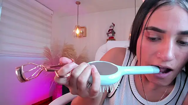 Alheli 16 online show from 11/26/25, 12:06