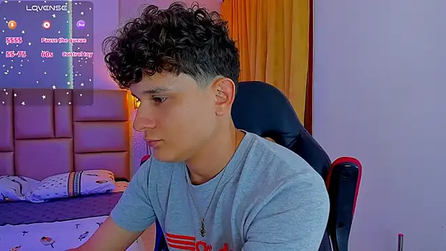 Nathan Bluee online show from 02/19/25, 04:55