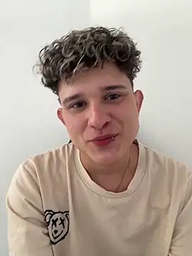 Nathan Bluee online show from 04/04/26, 04:04