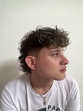 Nathan Bluee online show from 04/08/26, 04:29