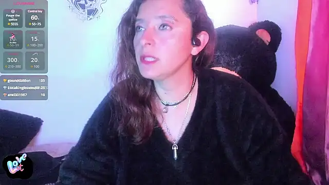 Snapshot of Baioleth chatting on 02/22/25, 03:01 Baioleth online show from 02/22/25, 03:01